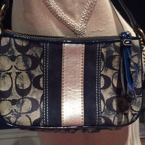 Coach shoulder handbag (authentic)